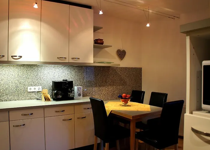 Manuela アルツル・イム・ピッツタール